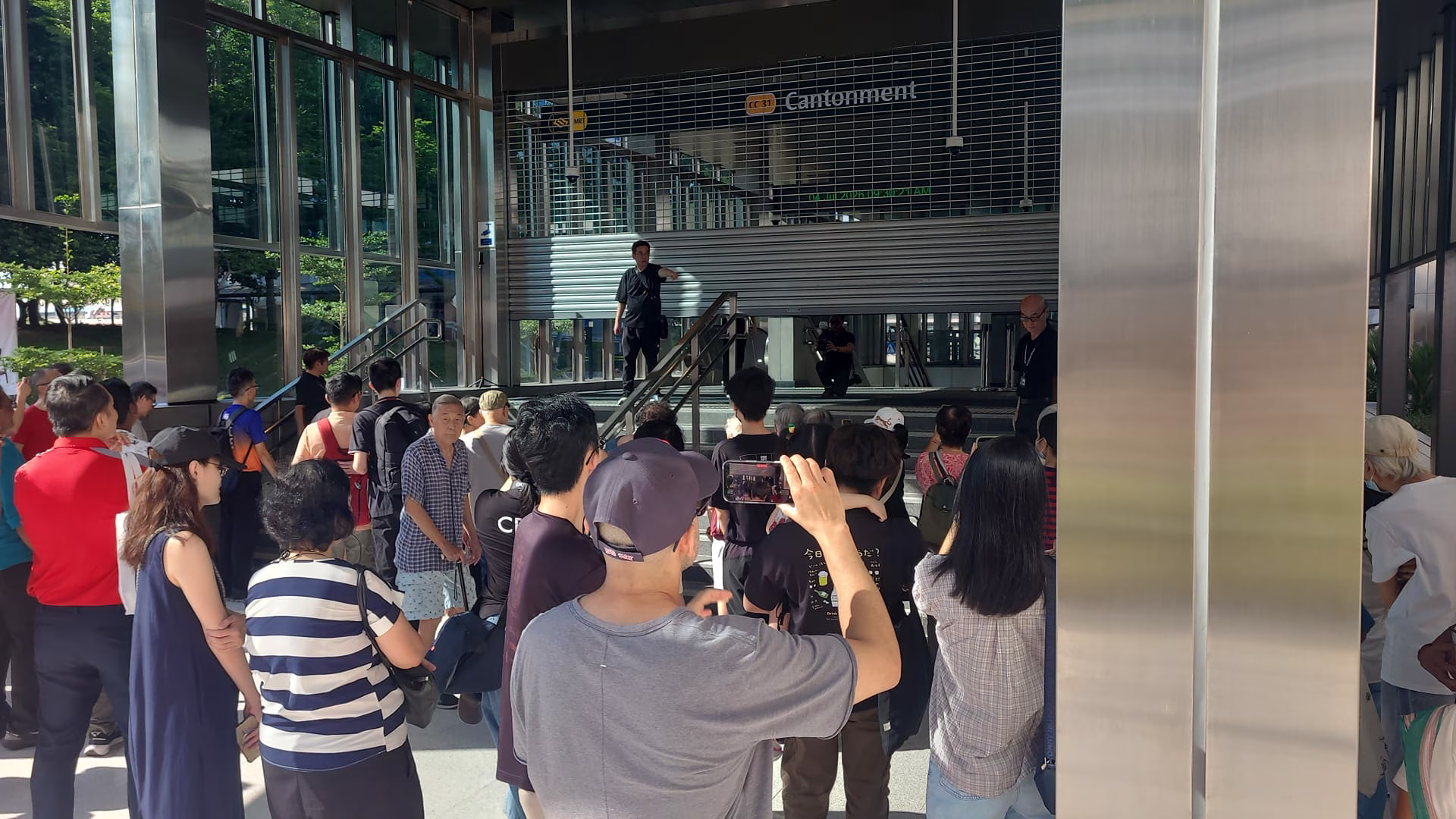 AP's event security services for opening of 3 new Circle Line MRT Stations.
